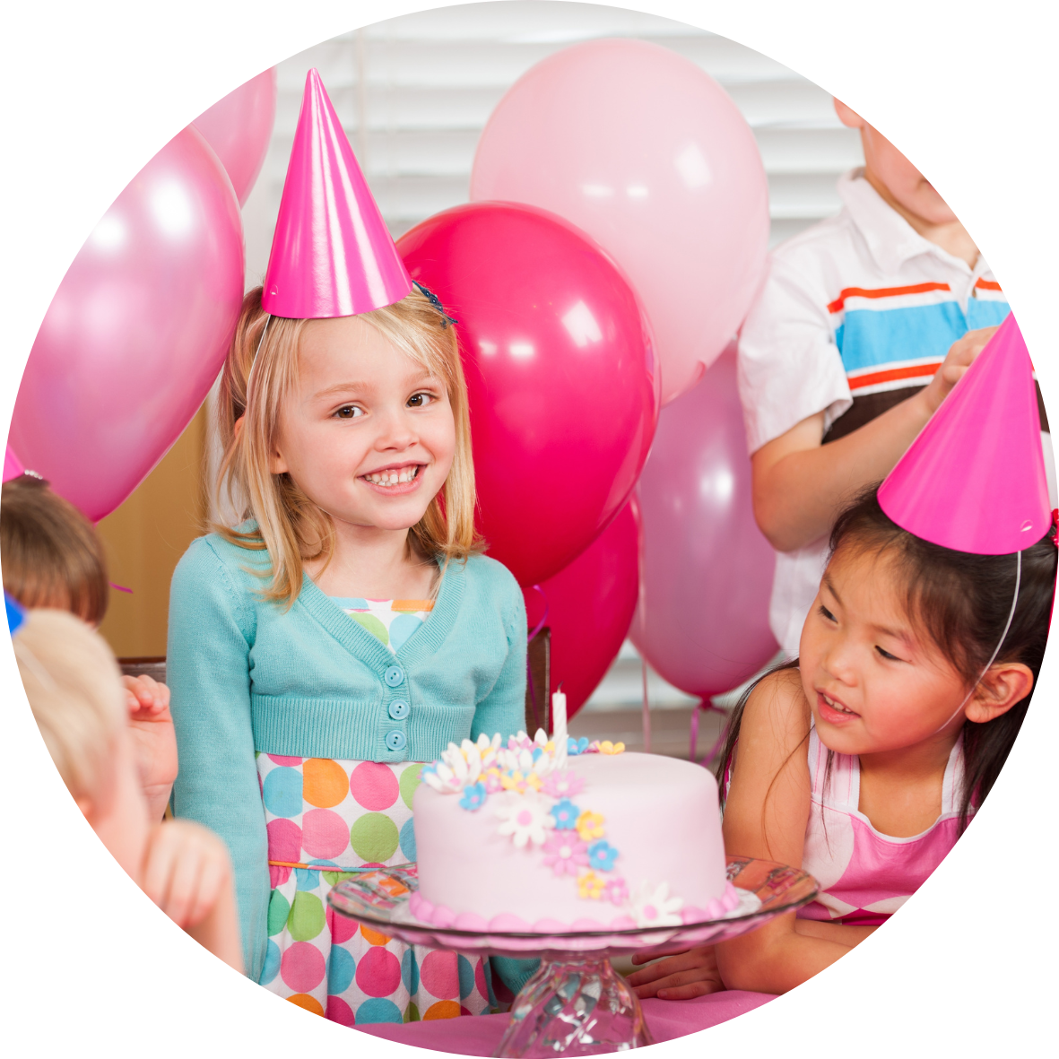 girls-birthday-party-party-corner